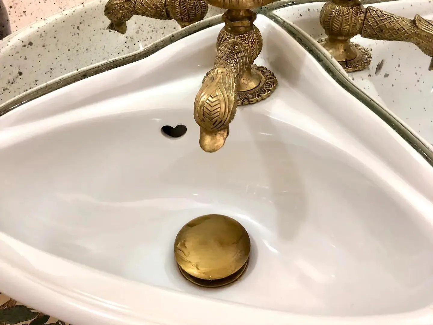 Luxurious Loft In The Heart Of Belleville 파리 프랑스